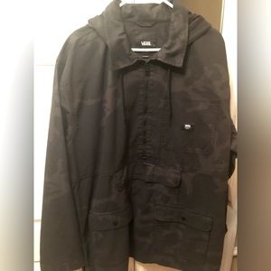 VANS Drill Chore Ano Hooded Anorak Black/Grey ghost camo.